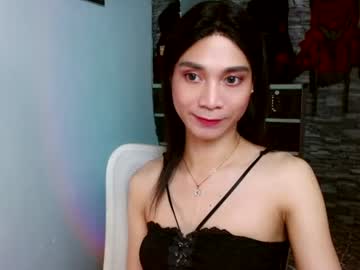 amorous_tina