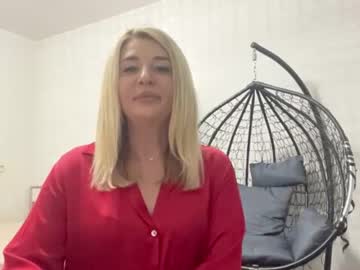 blondie_xoxoxo
