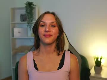 kelly_cutie18