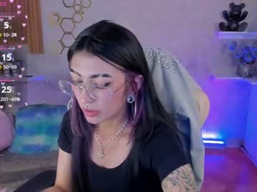mia_smoke_