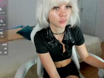 monro_doll