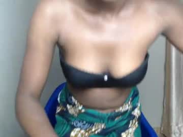petitexxxebonyx