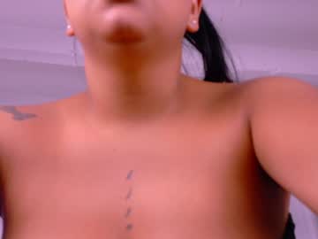 scarlet_boobs01