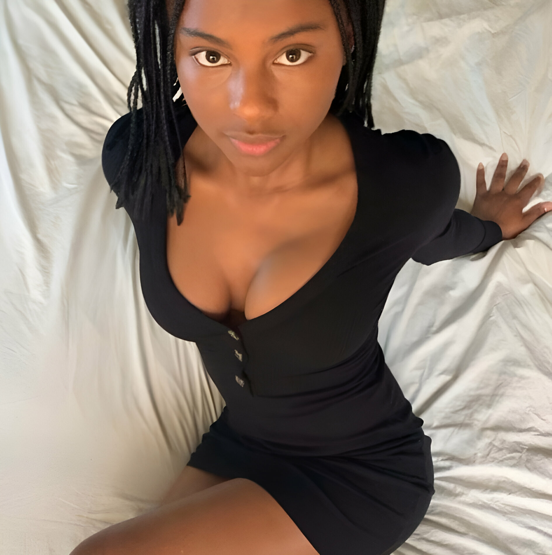 Ebony Clothed mh — 35