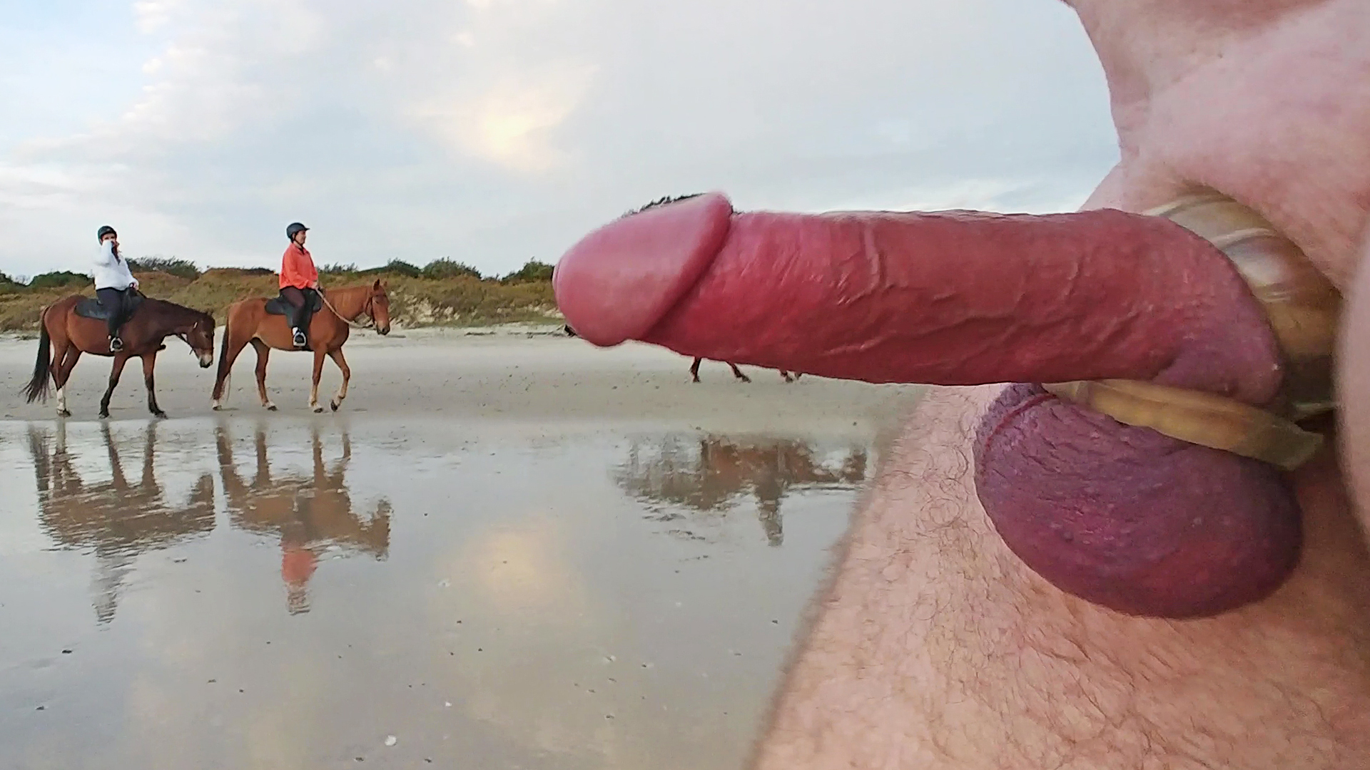 Public erection CFNM flasher on beach 4 cuties — 6