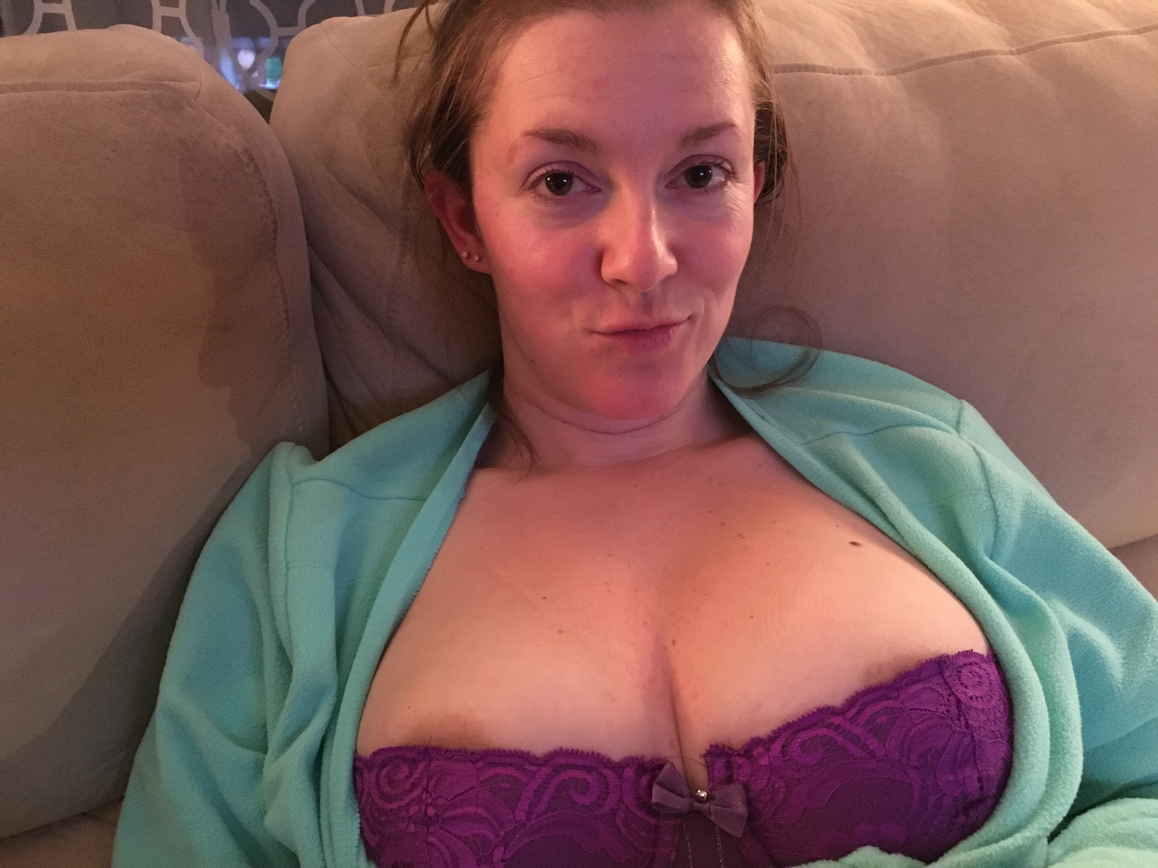 Brunettes — 25